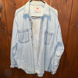 Levi's Casual Light Blue Button Down Shirt